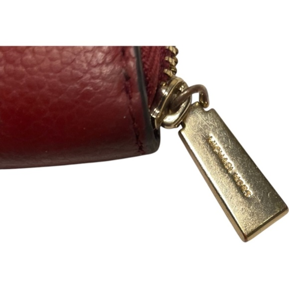 Small Michael Kors Small Pebbled Leather Wallet 🤍 - Picture 4 of 10